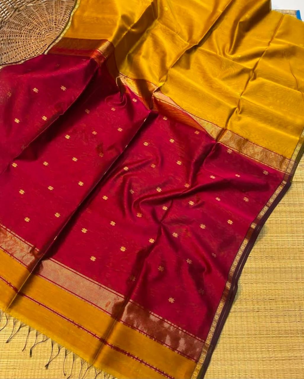 Maheshwari handwoven handloom saree