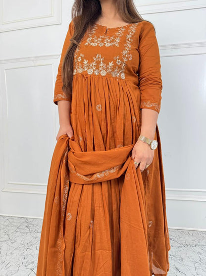 Ready made kurti set