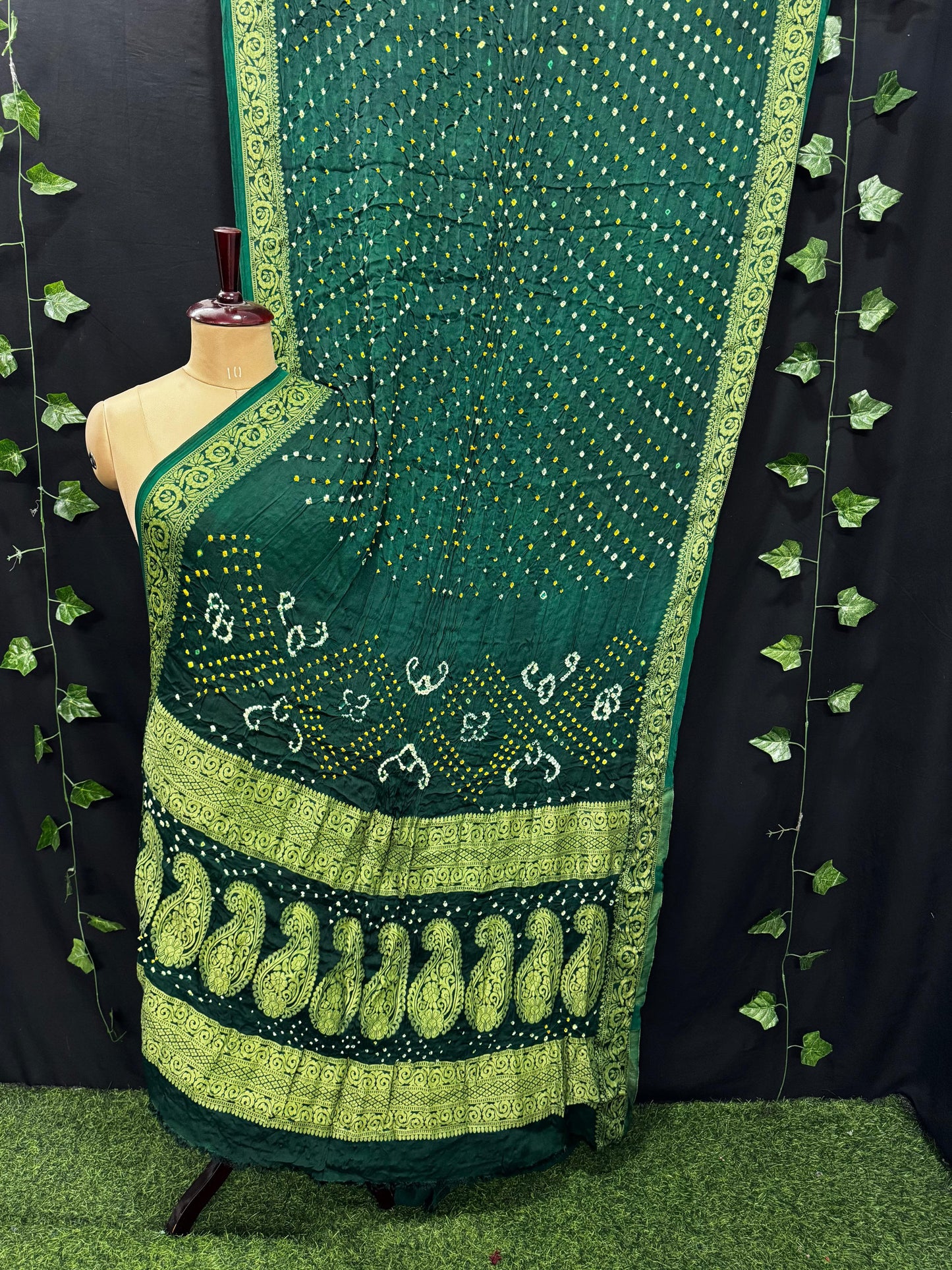 BHANDHANI SAREES