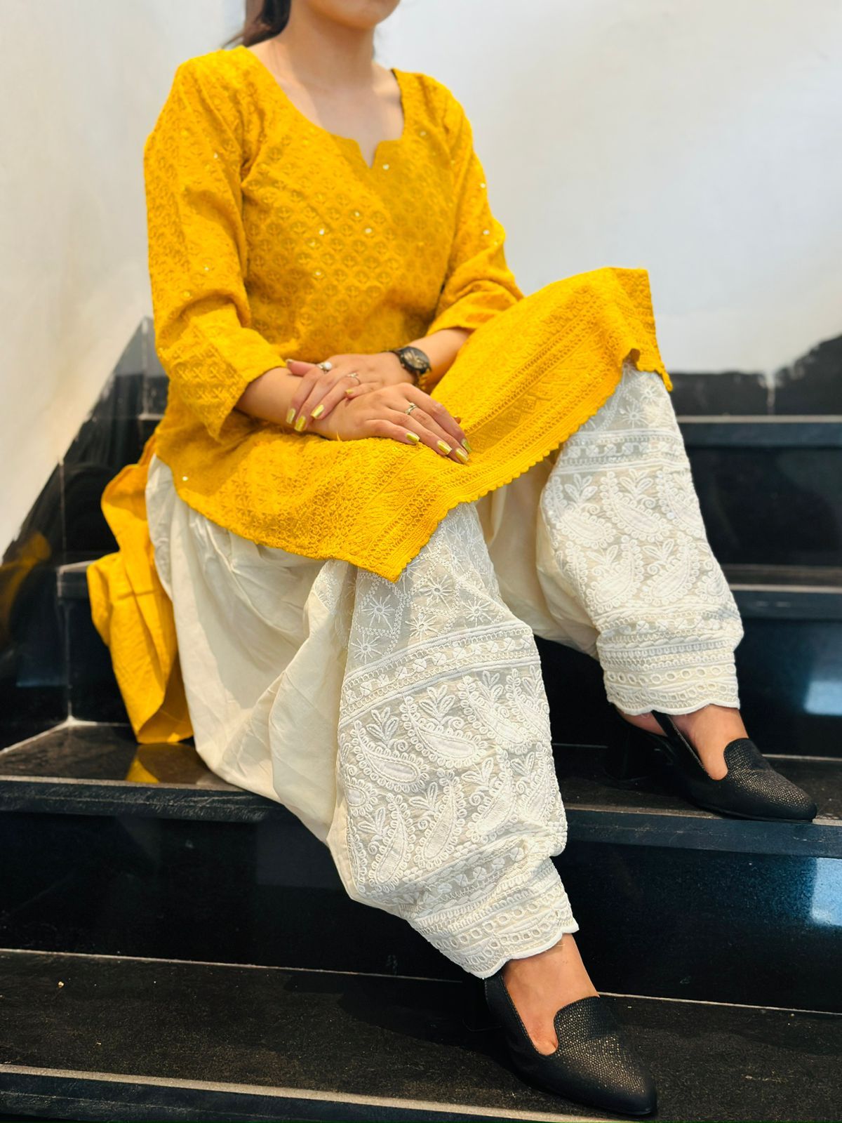 Chikan salwar kameez