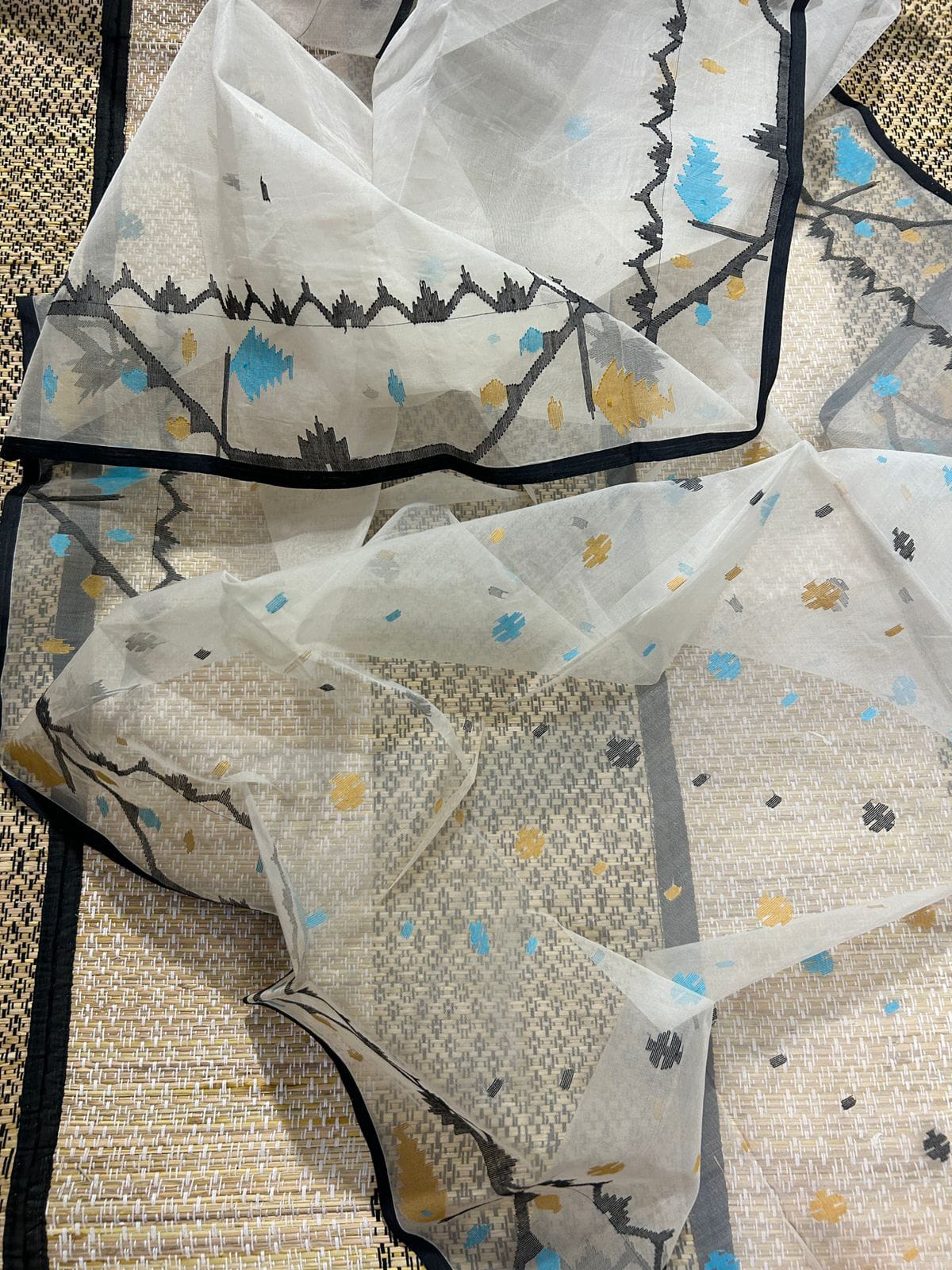 Reshma silk jamdani saree