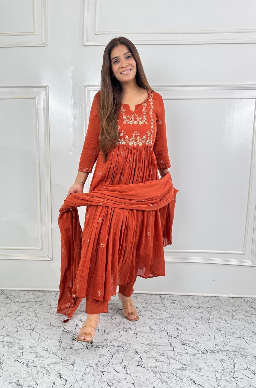 Ready made kurti set