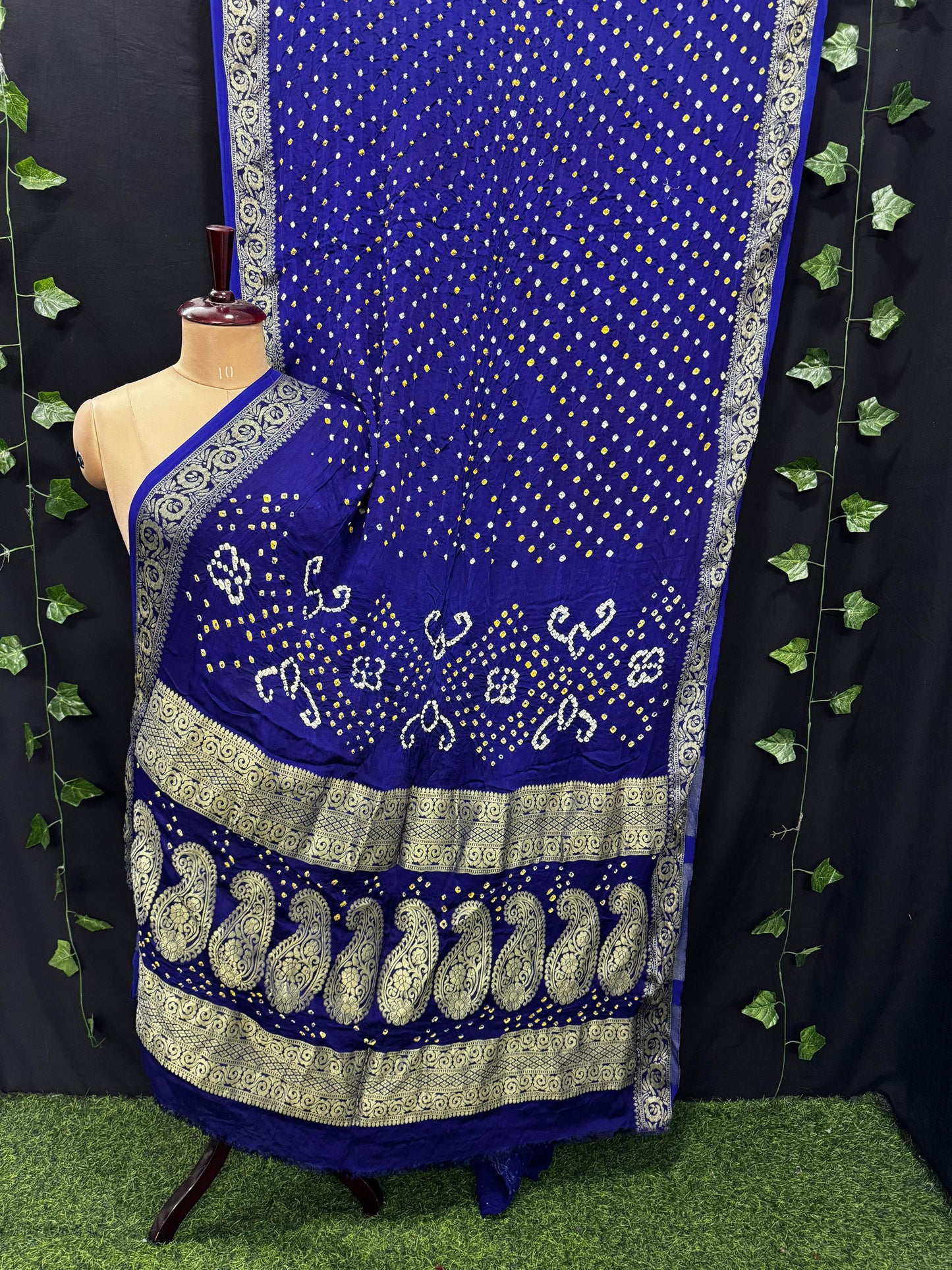 BHANDHANI SAREES