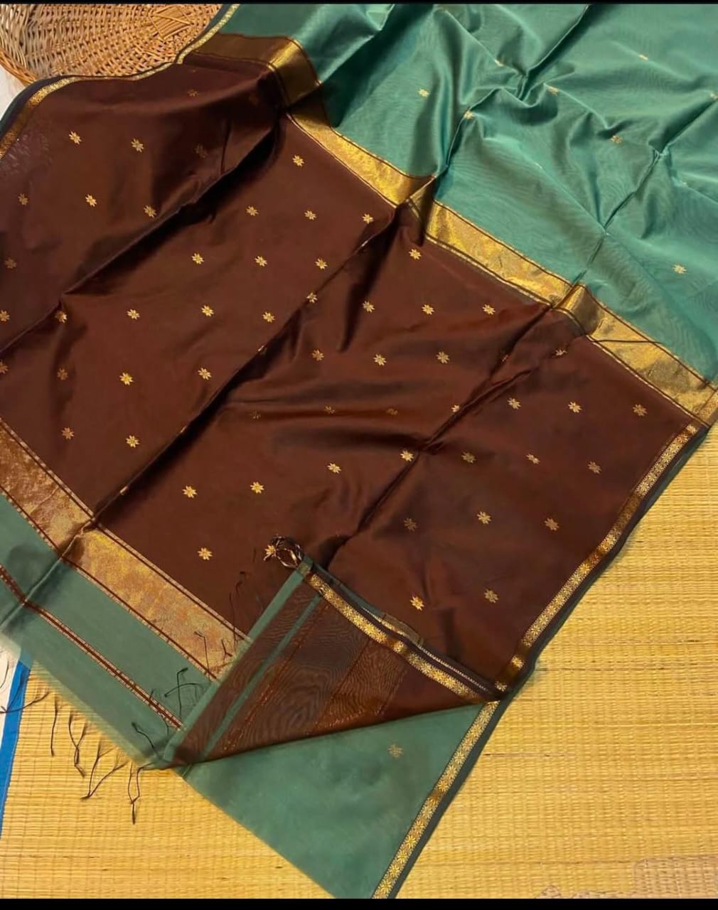 Maheshwari handwoven handloom saree